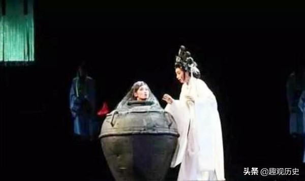 历史上戚夫人真正结局，戚夫人姑姑结局（戚夫人被吕后做成人彘）