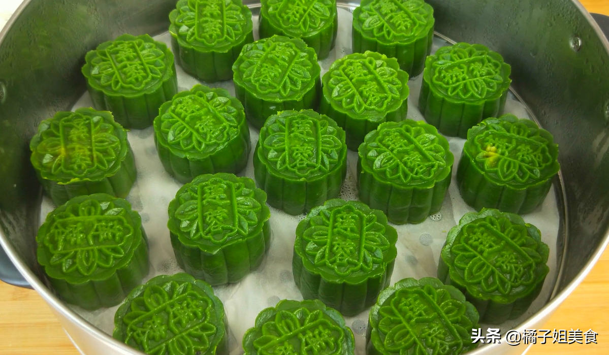 創新中秋月餅：土豆芝麻椰蓉月餅做法 無水無油 健康又美味-起舞食譜網