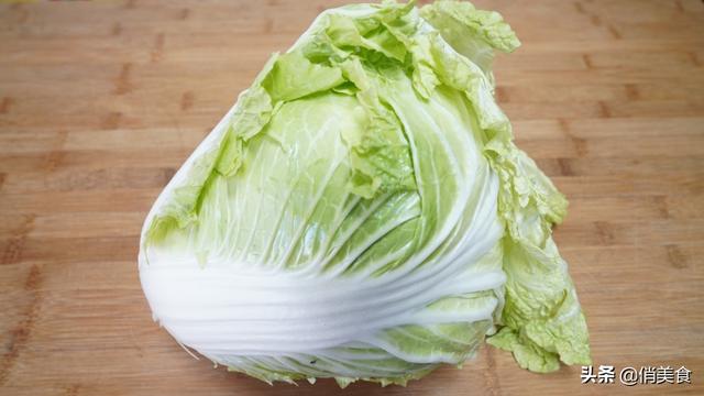 猪肉炒白菜如何做，猪肉炒白菜做法（饺子馆不外传的白菜猪肉馅做法）