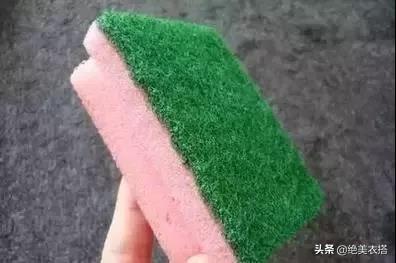 羊绒羊毛衫用什么洗最好，羊绒衫羊毛衫用什么洗好（秋冬毛衣/羊毛/羊绒衫起球、扎人怎么办）