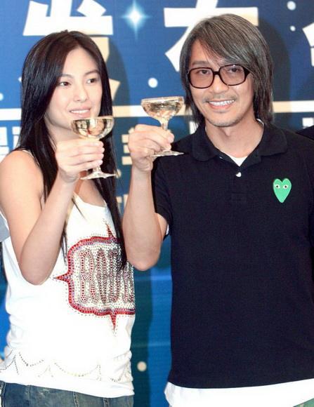 2009年，王全安与相恋十年的余男分手，转身便与张雨绮拍了部好戏