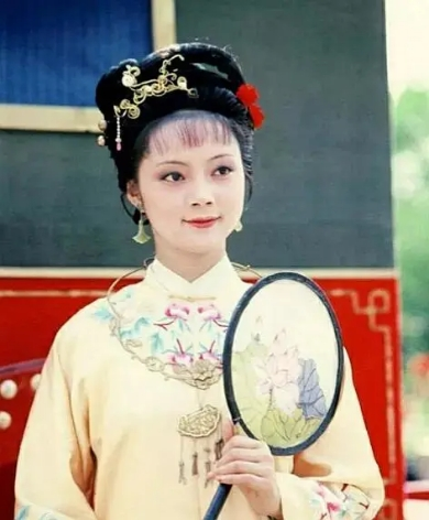 语嫣是啥意思，语嫣有什么含义（看《天龙八部》中的“诗意”美人名）