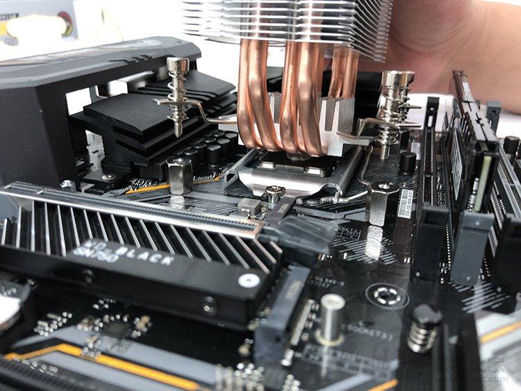 电脑主机的结构图解说明，主机箱内部结构图高清带名称及介绍