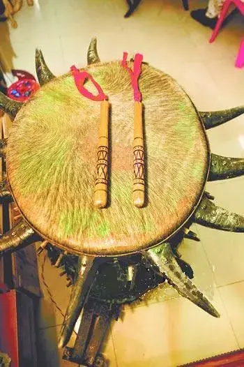 黎族乐器的介绍，黎族奇葩乐器知多少。你坚守在家