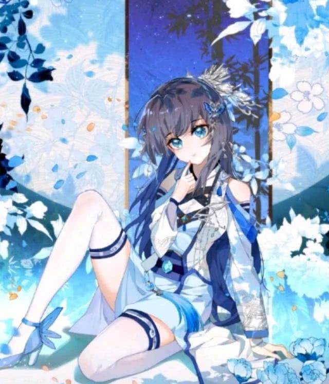 《终极斗罗》18册封面人物蓝轩宇女装?兄妹兄弟之后,现在是姐妹