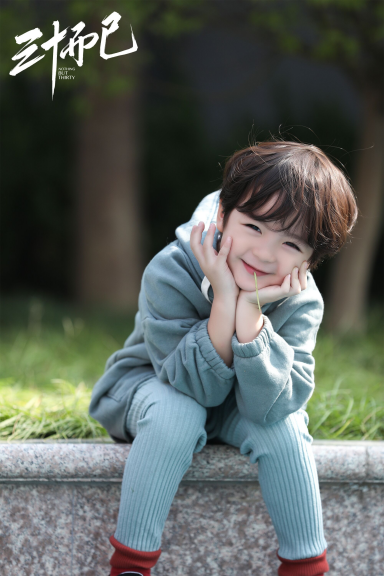 小琉璃是谁演的，琉璃小时候是谁演的（周冬雨驾驭不了“仙界美人”就算了）