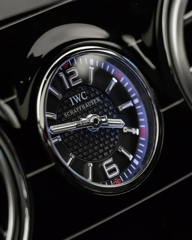 迈巴赫s560价格，迈巴赫s560售价多少（最大马力达到470匹）