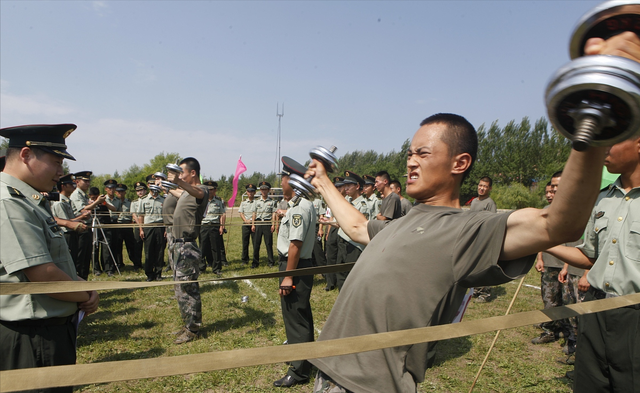 新兵连三个月训练什么，女兵新兵三个月都训练什么（新兵下连需要在3大方面下功夫）