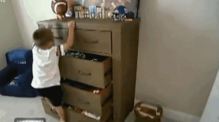 7大家庭安全隐患，生活中常见的五个家庭安全隐患（家里最少有7个安全隐患威胁着孩子）