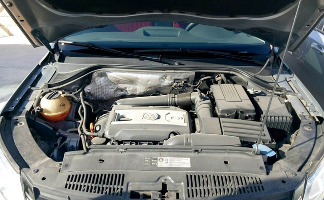 仪表盘上epc灯亮了是什么意思，车仪表盘上出现epc是啥情况（大众帕萨特奇怪EPC亮灯故障分析）