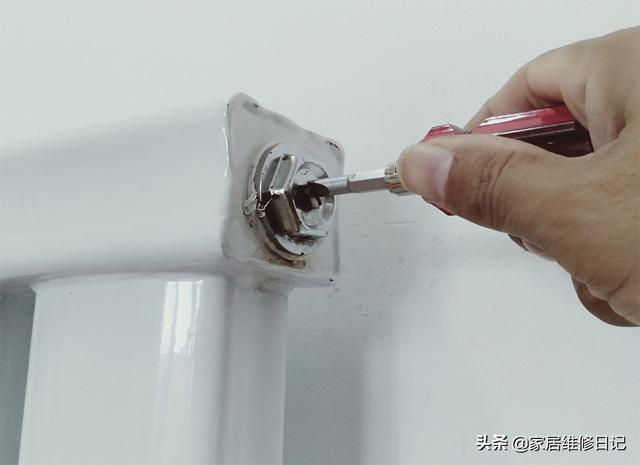 放气阀怎么放气图解，放气阀怎么放气图解步骤（可调节出水角度的排气阀）