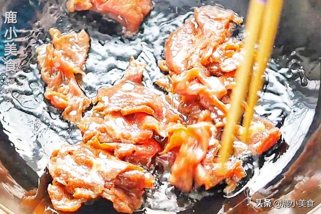 炒牛肉怎么做好吃，怎样炒牛肉好吃又嫩（父亲收藏了30年的嫩炒牛肉方法）
