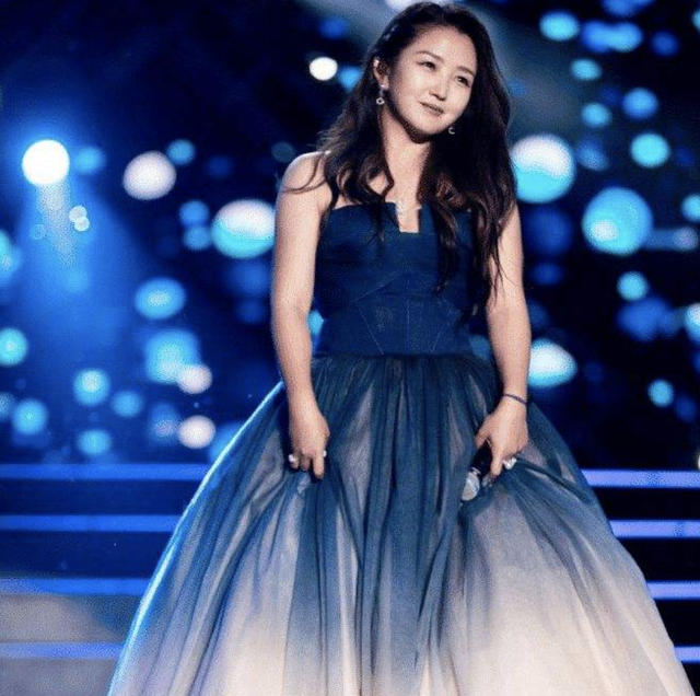 何洁多大年龄了，何洁多大结的婚（34岁何洁坦言失业三个月）