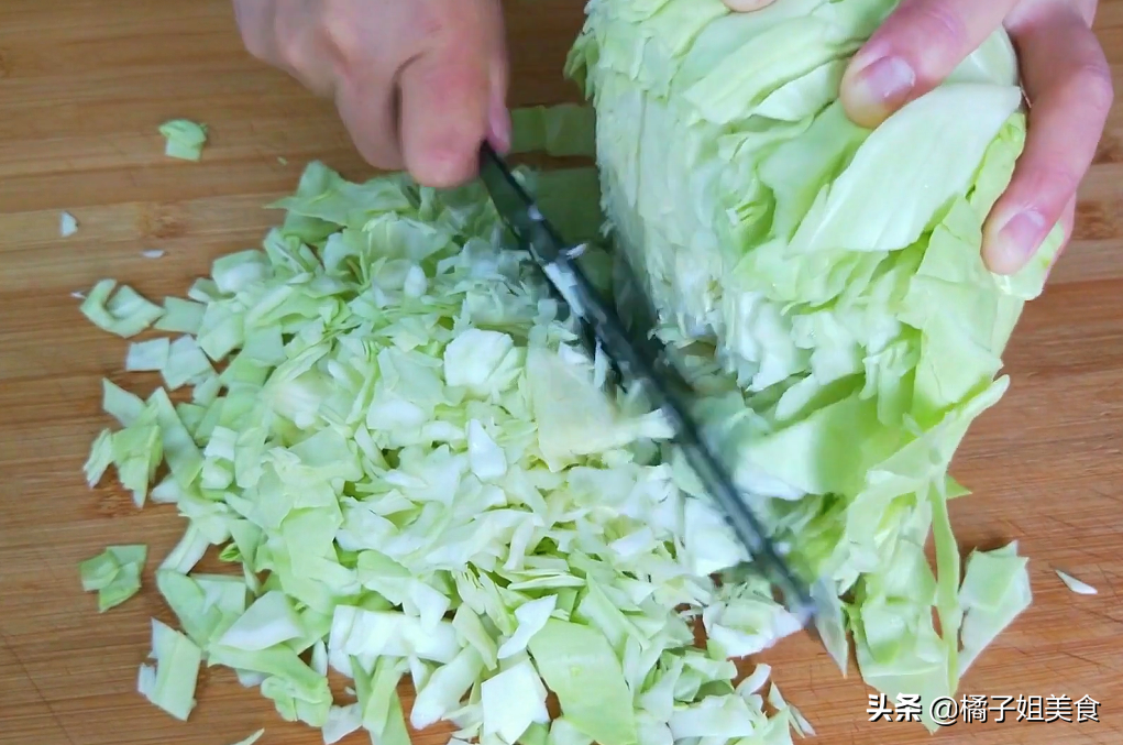 图片[2]-【荞麦面包子】做法步骤图 营养美味 清淡不油腻-起舞食谱网