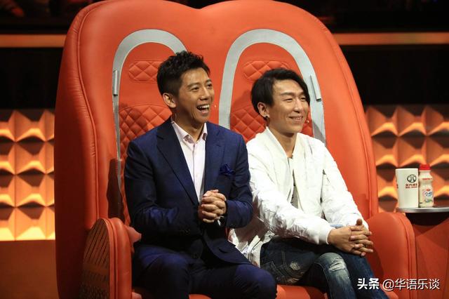 羽泉奔跑完整歌词，歌曲羽泉的奔跑（黄征与羽泉十年后同台）