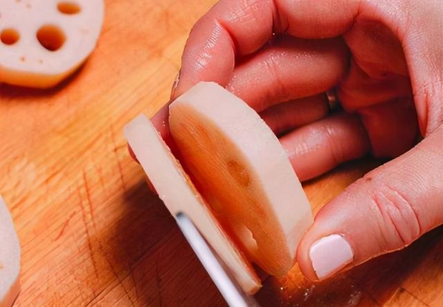 炸藕合的家常做法，藕合怎么炸又脆又焦又好吃（教你“团圆炸藕合”做法）