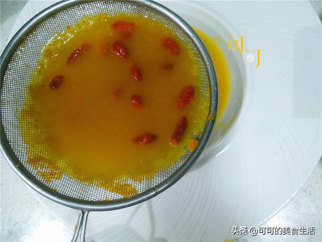 海参汤怎么做最简单又好吃，金汤海参不一定非要在饭店吃