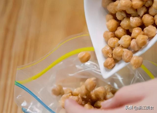 超级食品鹰嘴豆之香酥鹰嘴豆健康下酒菜，鹰嘴豆 下厨房（香辣酥脆鹰嘴豆丨下酒小菜）