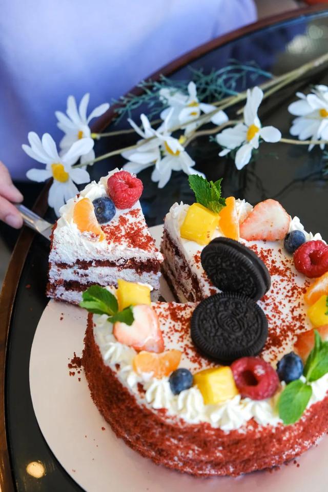 一磅蛋糕几个人吃，一磅蛋糕（福州世茂洲际酒店四季蛋糕）