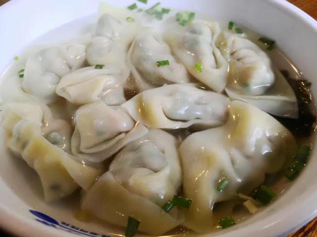 鲜肉馄饨馅怎么做，鲜肉馄饨馅做法（这样调馅最香了）