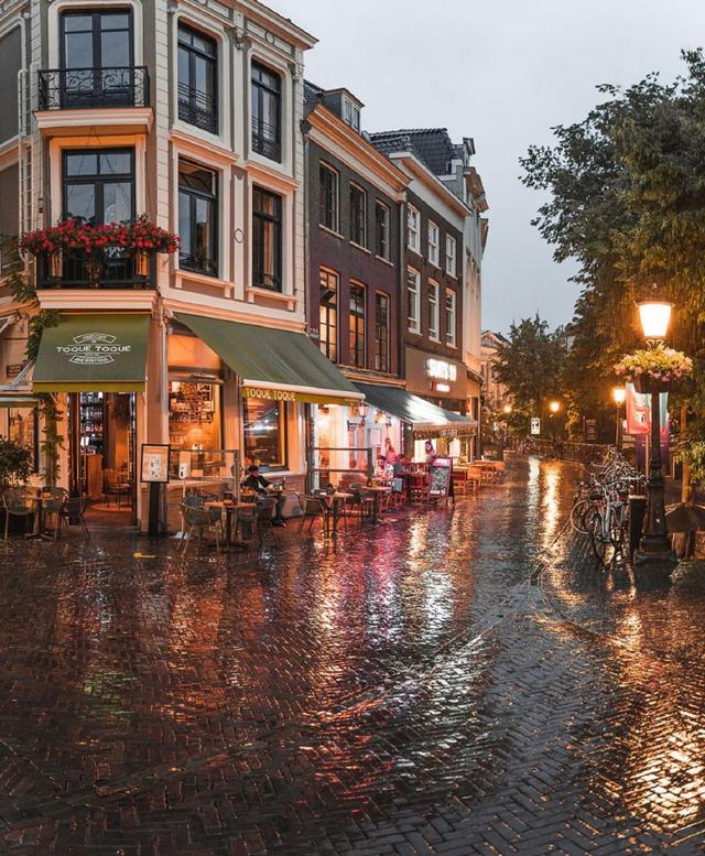 欧美图片街景美图日落，欧美夕阳图片（欧洲街头黄昏日常）