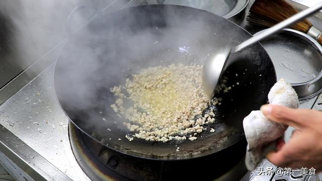 蚂蚁上树怎么做，蚂蚁上树的简易做法怎么做（香味十足比吃肉都过瘾）