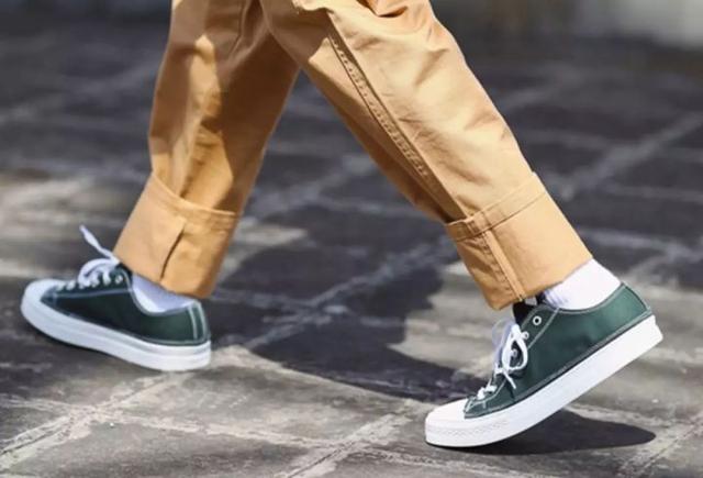 匡威属于什么档次，匡威鞋子什么档次（别再只知道匡威了）