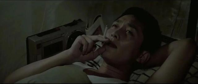 对于参演过130部影视作品的唐国强来说，这一部就够他吃一辈子了