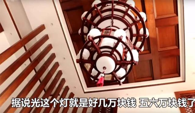 乌金和黄金哪个贵，乌金片和乌金胶囊是一样的吗_什么情况下可以吃乌金片（河南土豪盖的房子光吊灯就要5、6万）