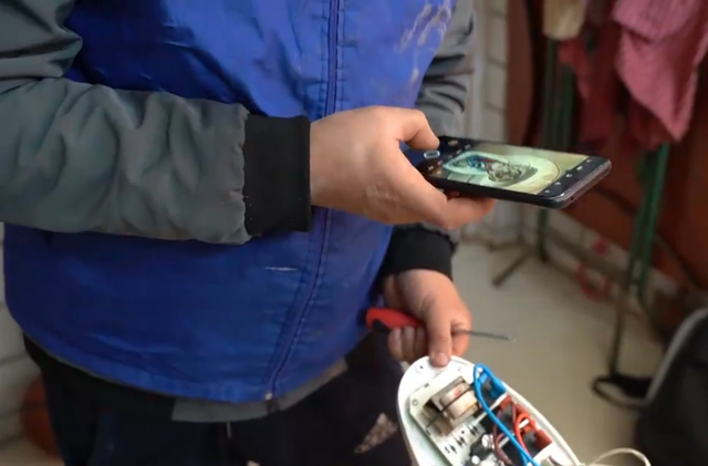 热水器清理水垢，家用燃气热水器水垢清理方法（2年不洗的热水器水垢多到没朋友）