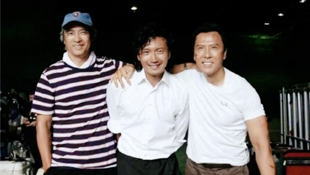 谢霆锋甄子丹合影，直言：近十年最满意的影片