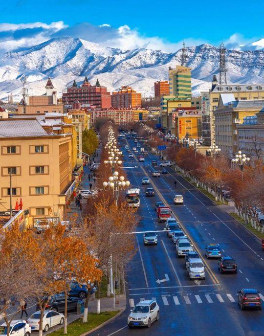 阿勒泰属于哪个地区，石河子属于阿勒泰地区吗（历史地名·阿勒泰市）