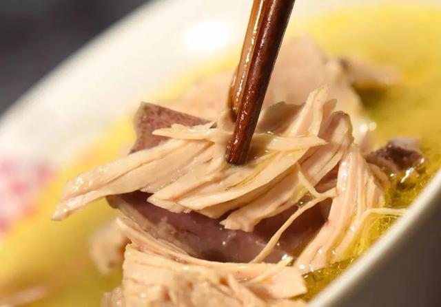 文山有哪些旅游景点，文山附近的旅游景点有哪些（这些景点去过就不想走）