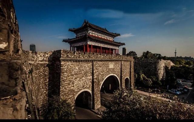 天涯若比邻的比，天涯若比邻的比的意思（“学习强国”四人赛答题解析之）