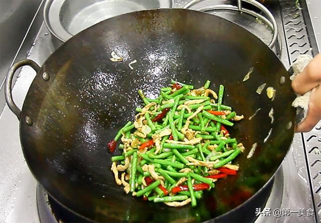 长豆角炒肉的做法，长豆角炒肉的做法怎么做好吃（饭店的豆角炒肉丝为啥好吃）