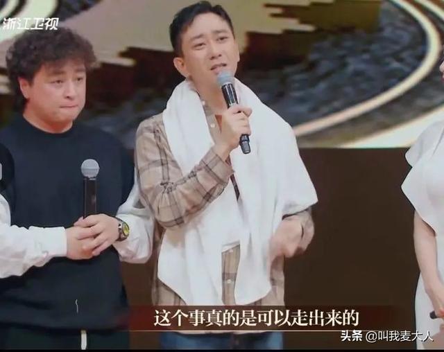 著名主持人被前妻家暴，扇500耳光，拿烟头烫脸，打进医院8次