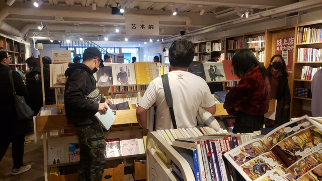 二手书网上书店，哪里有卖二手书的网站（年轻人爱上“捡破烂”）