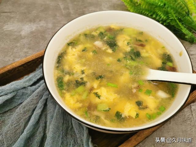 蔬菜汤的做法大全，蔬菜汤的做法大全家常（蔬菜汤湿气重吗）