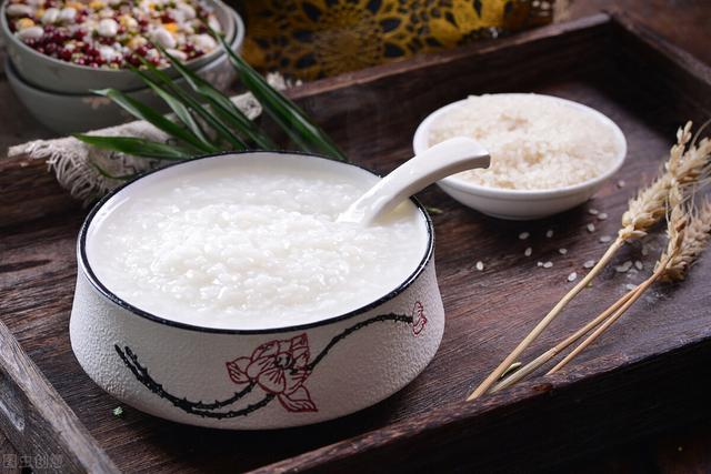 怎样煮白粥好吃粘稠，白粥怎么煮的粘稠（不要直接放进锅里煮）