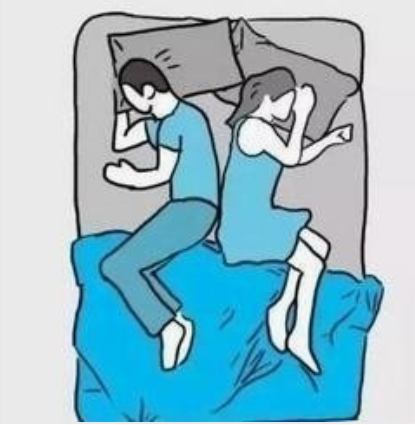 给你枕手臂的男人心理，男人胳膊给女人枕啥意思（就能看出他爱你的深浅程度）