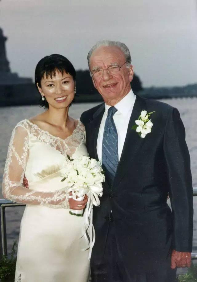 刘玉玲是谁的老婆，刘玉玲是谁（50岁邓文迪与小27岁男模分手）