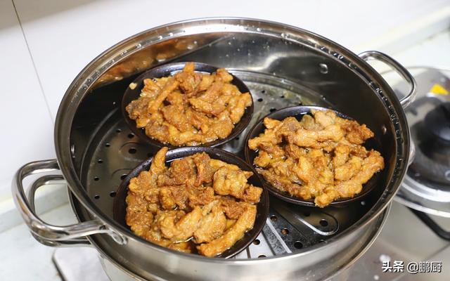 酥肉粉是什么粉，小酥肉专用粉是什么粉（炸小酥肉用红薯粉芡还是玉米粉芡）