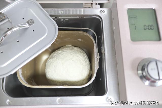 饺子的包法：花边饺子包法，饺子的包法（我家吃饺子一锅俩馅）