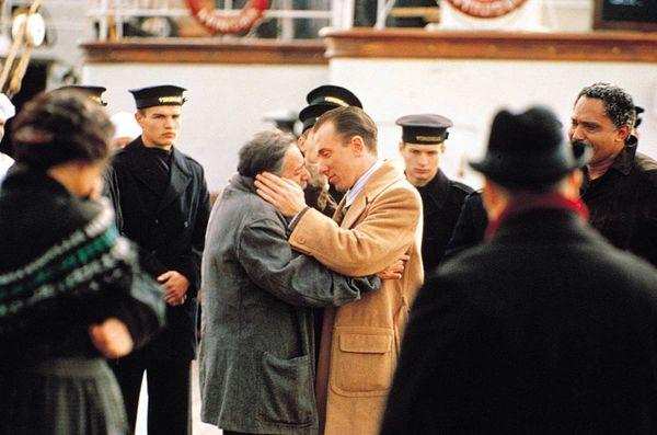 偏爱ﻬ°私爱ﻬ°网名，偏爱ﻬ°私爱ﻬ°微信昵称（选择之间那份遗留的令人沉醉的孤独）