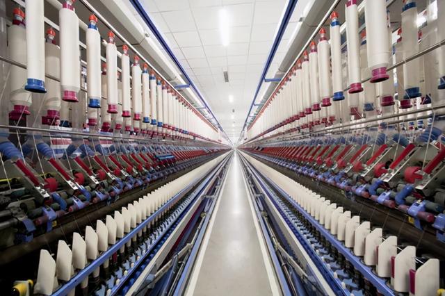 拾柒印制一本书多少钱，拾柒印制一本书多少钱一页（中国百年老厂九年磨一剑）