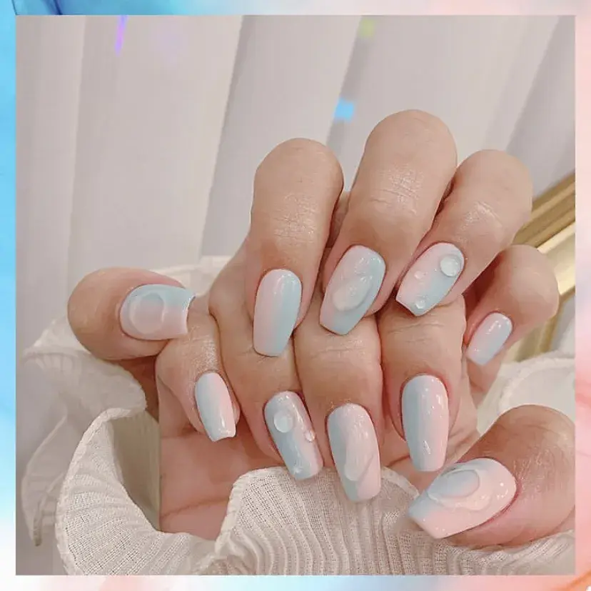 夏天指甲颜色大全图片流行，夏天显白指甲（够仙够清爽最重要是显手白）