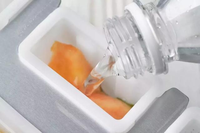 冰棍的制作方法,油炸老冰棍的制作方法(水果棒冰、酸奶棒冰、自制梦龙) 冰棍的制作方法,油炸老冰棍的制作方法(水果棒冰、酸奶棒冰、自制梦龙)