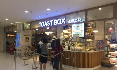 新加坡旅游多少钱(如何移民新加坡)
