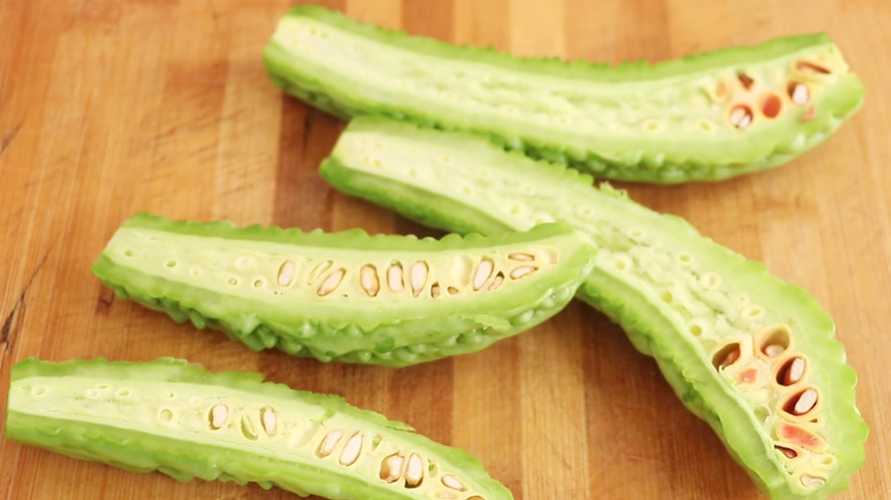 图片[2]-【苦瓜土豆丸子】做法步骤图 好吃解馋 常吃身体好-起舞食谱网