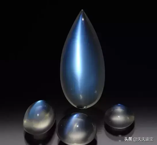 正长石和斜长石的主要区别，正长石化学式（长石族——一个庞大的宝石家族）